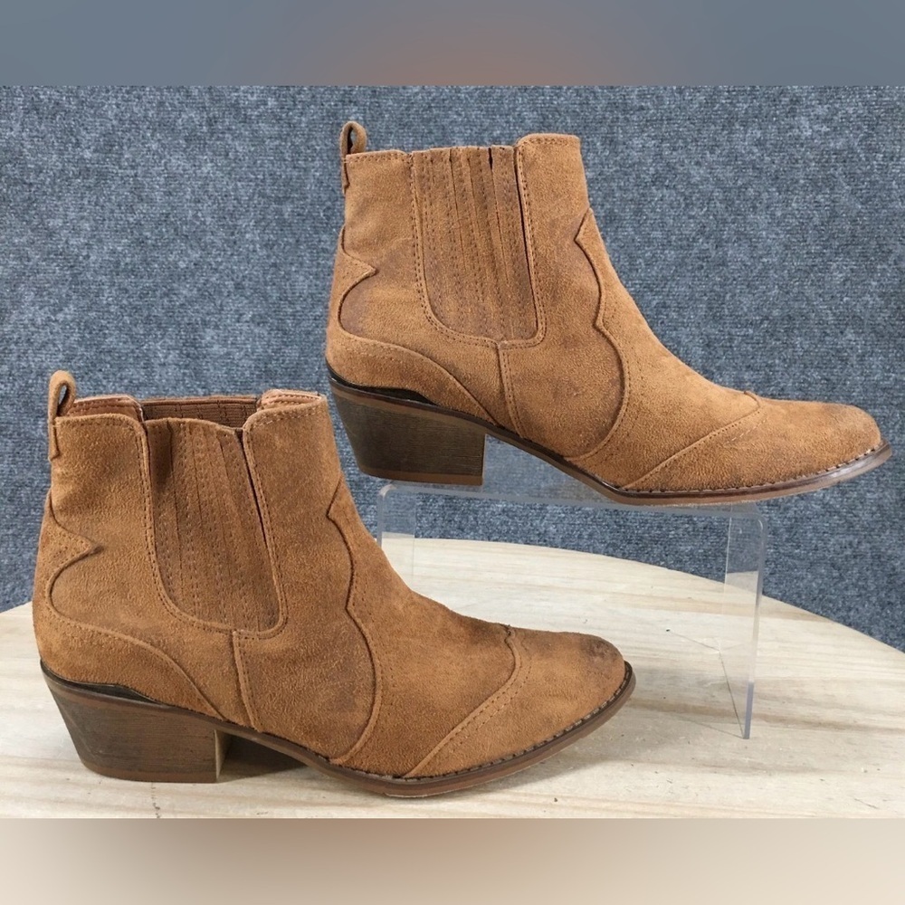 Mossimo Supply Co Boots Womens 6.5 Western Ankle Bootie Brown Faux Suede Heels